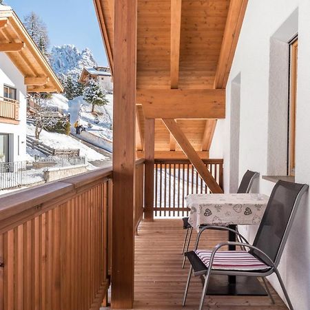 Villa Solinda App Rossini Selva di Val Gardena Exterior foto